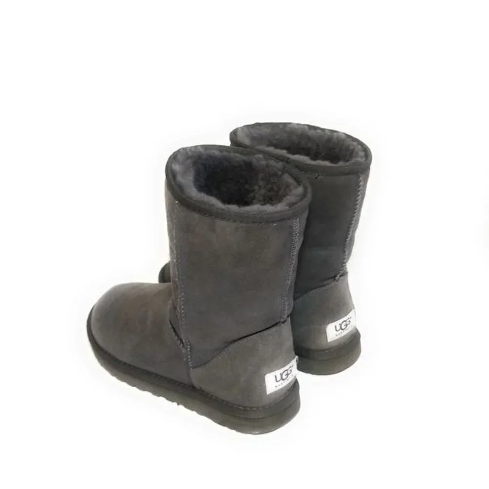 UGG Classic Short II Midcalf Boots in Dark Gray Shearling Lined Size 6